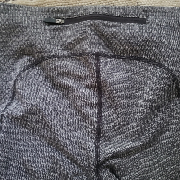 Lululemon Speed Up Tight 28" - Sz 6 - Picture 12 of 12